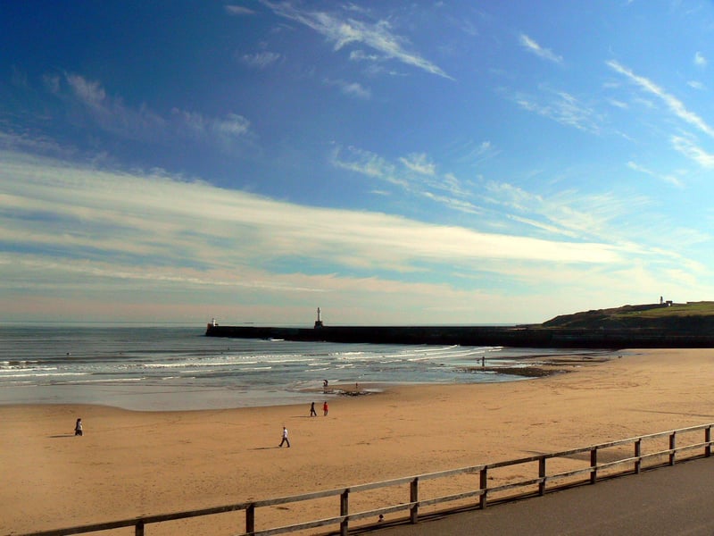 This two-mile sweep of clean, golden sand stretches between the mouths of the Rivers Dee and Don. On the Esplanade, you'll find a traditional seaside feel and the Codona's funfair.