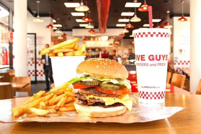 Five Guys is a US-style fast food burger joint serving quality Scottish beef. Hungry customers can order burgers, fries, hot dogs and sandwiches as well as flavoured shakes to wash it all down.