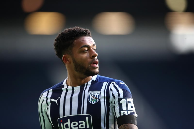 Brentford have been tipped to challenge Burnley for the signing of West Brom defender Darnell Furlong. The 25-year-old featured frequently for the Baggies last season, but was unable to ensure they avoided relegation. (Football Insider)