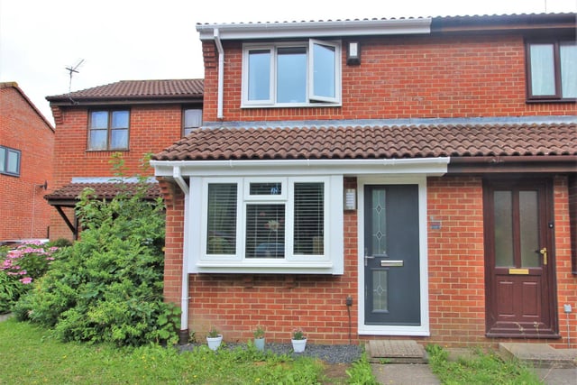 Two-bedroom terraced house in Hilsea with a 22ft lounge/diner, a conservatory and an enclosed rear garden with pedestrian access. There is also allocated off-road parking for two vehicles. Marketed by Jeffries. Find out more at: https://bit.ly/2ElIPXD