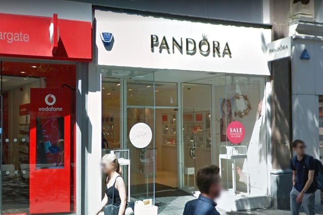 Luxury jewellery chain Pandora has closed down their Fargate branch.