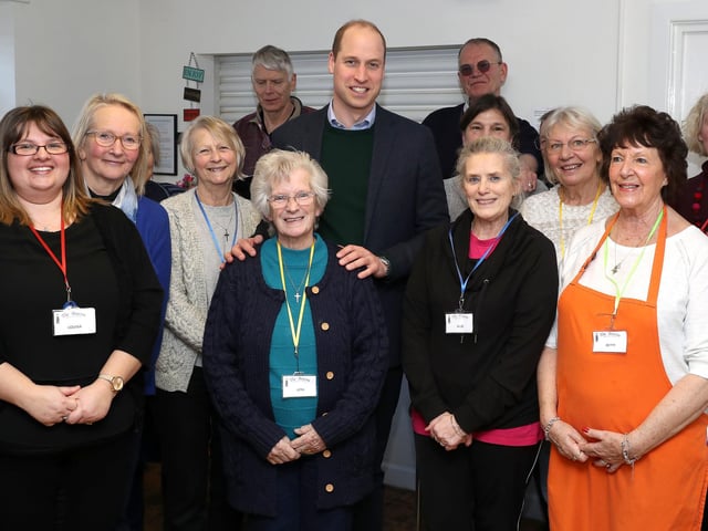 MANSFIELD, ENGLAND - FEBRUARY 26: Prince William, Duke of Cambridge (C) poses with volunteers during a visit to The Beacon, a day centre which gives support to the homeless and vulnerable people on February 26, 2020 in Mansfield, England. (Photo by Chris Jackson - WPA Pool/Getty Images)