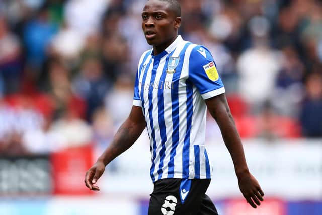 Dennis Adeniran of Sheffield Wednesday looks on during the Sky Bet League One match between Charlton Athletic and Sheffield Wednesday at The Valley on August 07, 2021 in London, England. (Photo by Jacques Feeney/Getty Images)