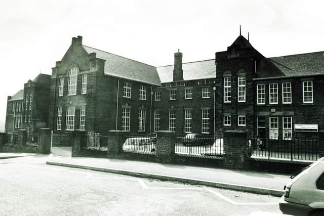 Ellesmere Nursery and First School, Maxwell Street, Sheffield,
May 3, 1989
