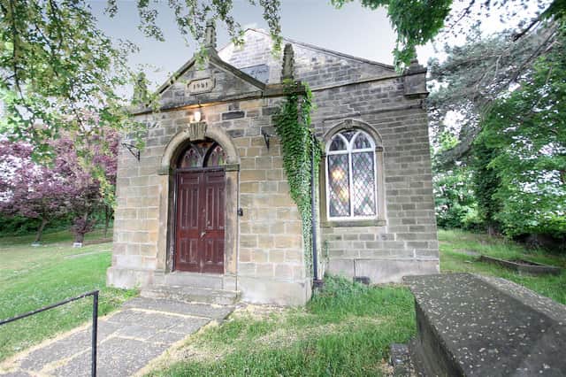 The non-conformist chapel was listed at Grade II in 1989.