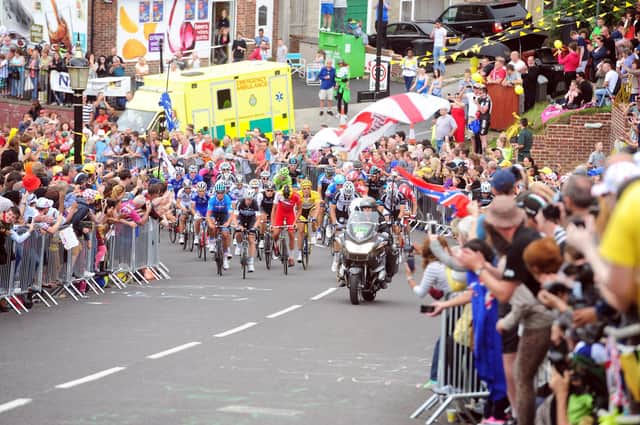 The peloton on stage 2 of the Tour de France start the climb on Jenkin Road in Sheffield on July 6, 2014