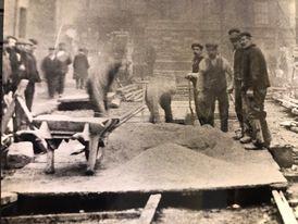 Laying Tram lines in Cavendish Street 1904