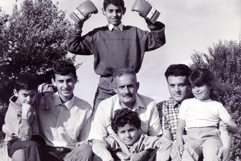 A young 'Prince' Naseem Hamed with his family - 13th September 1987