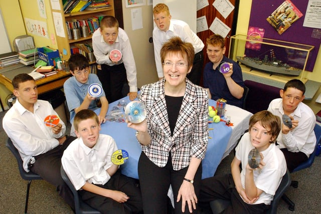 Who can tell us more about this event featuring Hilary Harrison at Epinay School in Jarrow in 2004.