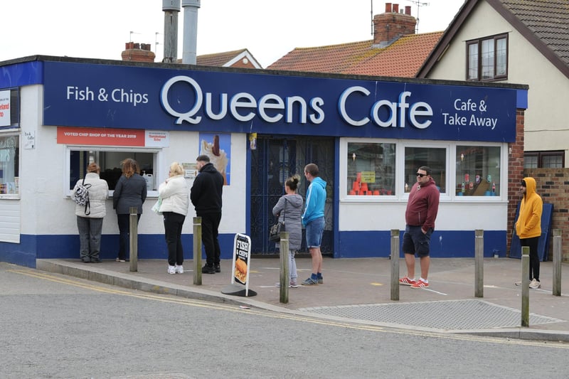 You're spoilt for choice at Seaburn, with Queens Cafe next to Minchella's earning an average of 4*s from 57 reviews