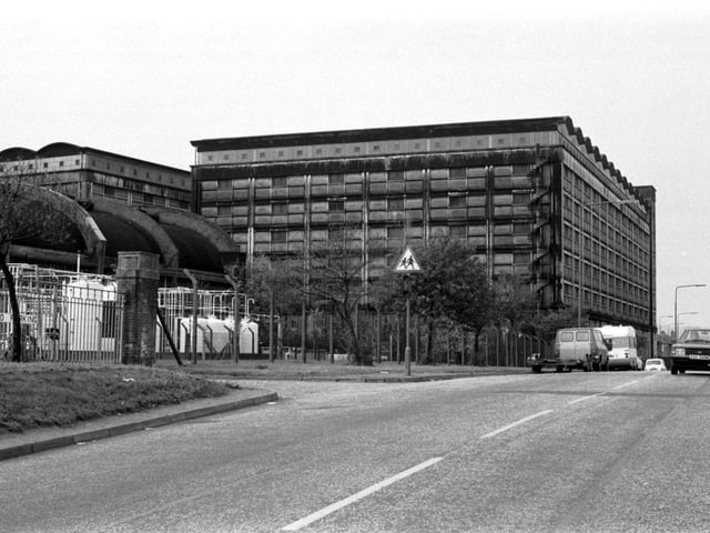 Exterior of MacFarlan-Smith drugs and chemical factory at Wheatfield Road in Edinburgh, May 1983.