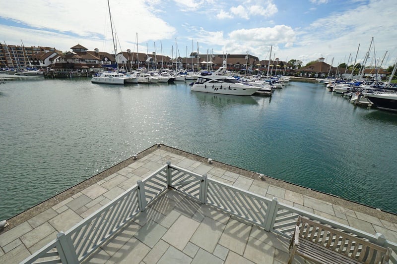 Bryher Island, Port Solent - 4 bed town house - £1.195m