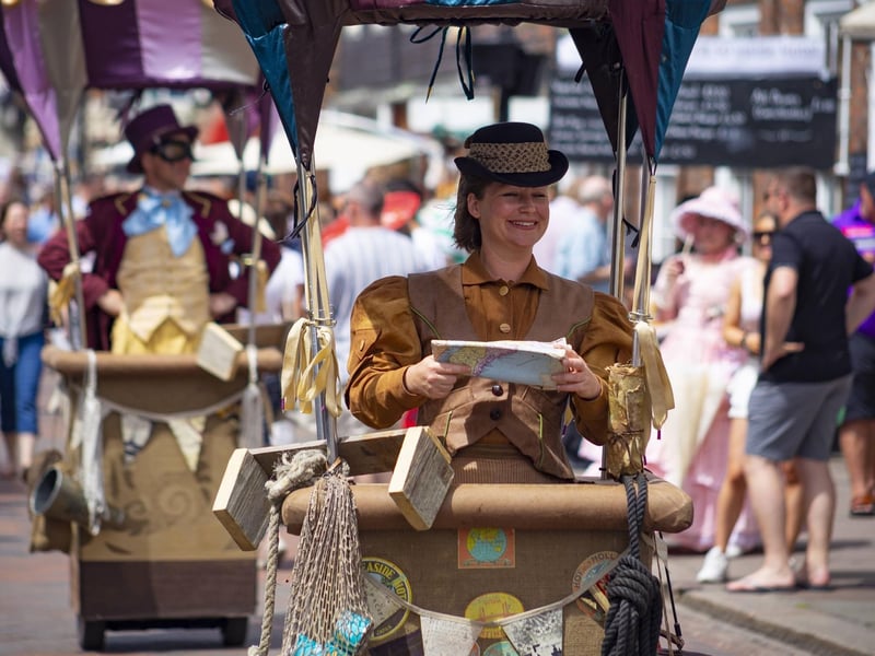 Experience the vibrant Scarborough Streets Festival from Friday 30 May to Sunday 1 June! Enjoy a fantastic weekend of street performers, live music, and family-friendly entertainment transforming Scarborough Town Centre.
📍 Scarborough Town Centre (various locations within the town centre)