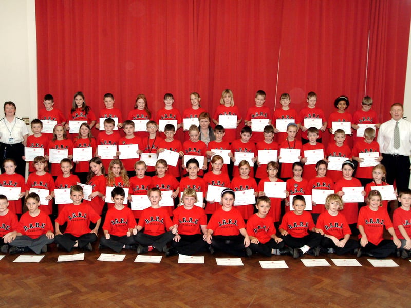 DARE presentation at Forest View School in Ollerton.