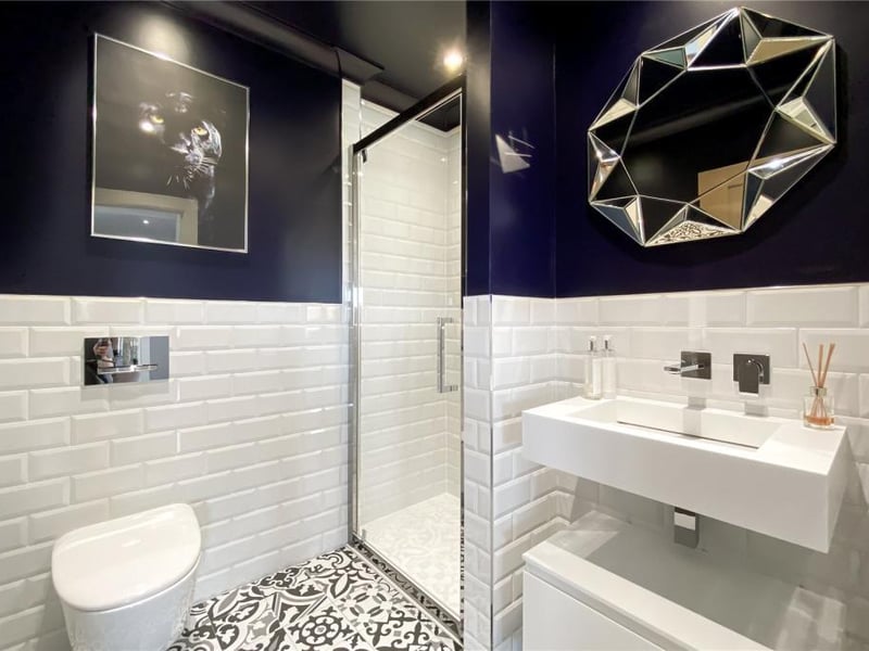 Ground floor shower room.
