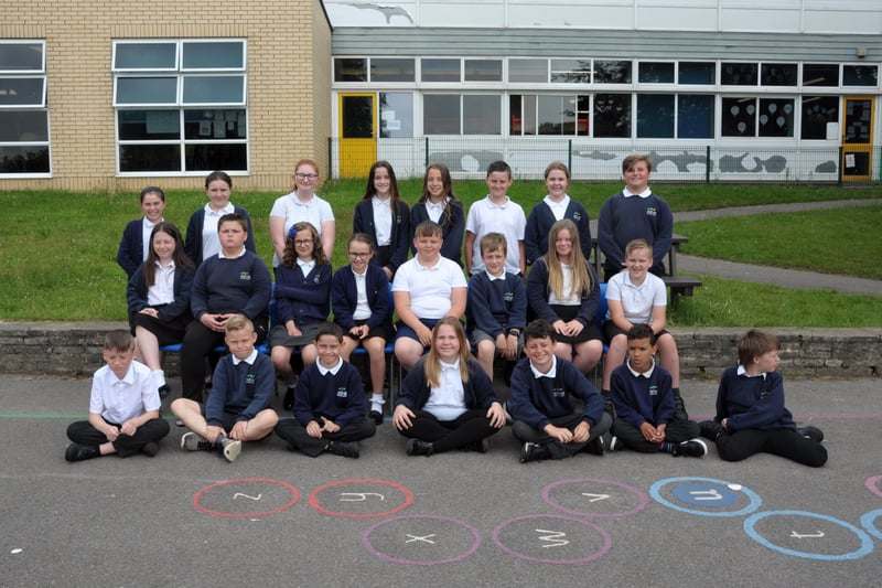 Year 6 Leavers 2021 Mill Hill Primary School Mill Road Purbrook Frogs Class
