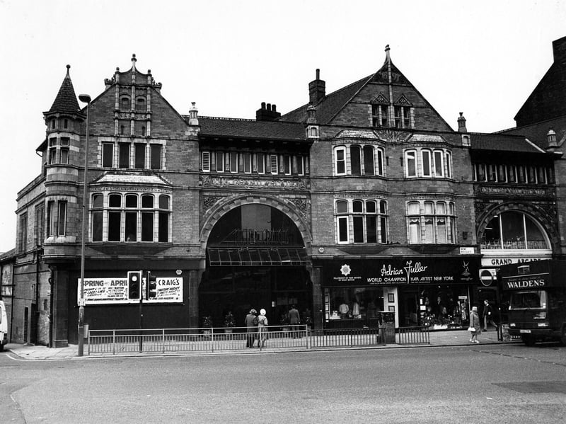 Mister Craig's nightclub, at The Grand Arcade on New Briggate, Leeds, in 1988, with Adrian Fuller, 'World Champion Hair Artist', to the right