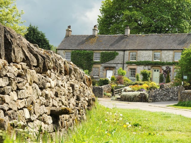 Monyash can be found at the head of Lathkill Dale surrounded by beautiful scenery. A village green, with what is left of an old market cross, forms its centre.