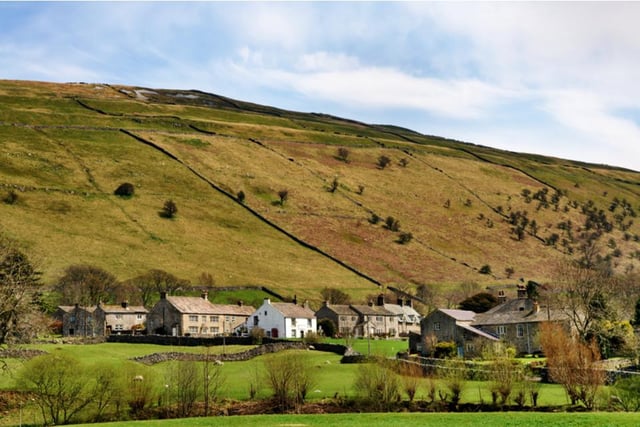 A 14 mile point-to-point trail from Grassington to Bucken follows a circular route through the heart of the Yorkshire Dales, and is divided into six stages, passing a number of traditional inns along the way.