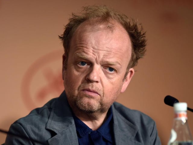 Actor Toby Jones has been made an OBE for his services to drama. The English actor first broke onto the scene with his role as Truman Capote in the biopic Infamous. Since then, Jones has appeared in the likes of The Hunger Games, Harry Potter and Doctor Who. He won a Best Male Comedy BAFTA for his role in Detectorists.