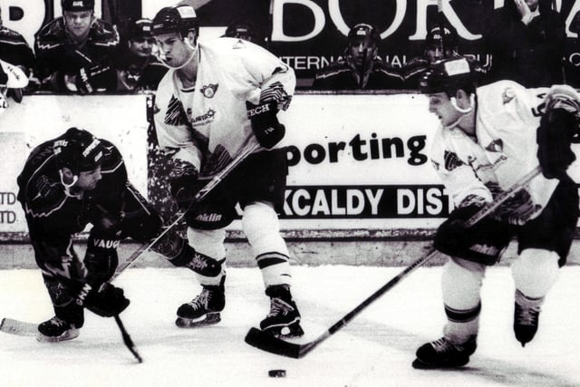Fife Flyers - Chris Palmer in action in a game against Sheffield Steelers (Pic: Fife Free Press)