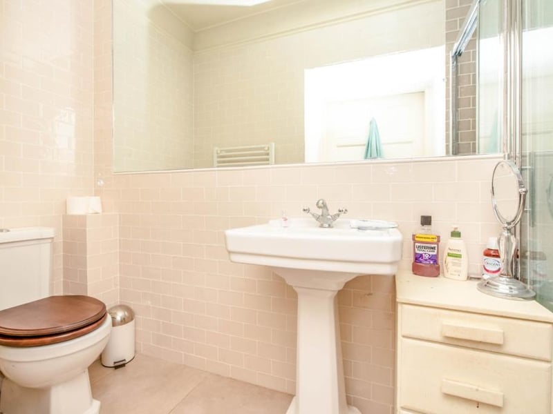 En-suite.