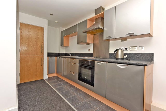 This Pomona Street studio apartment is for sale with Redbrik for £80,000