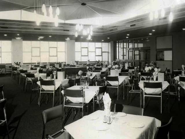 Do you remember the restaurant in the store? - pictured here in 1964