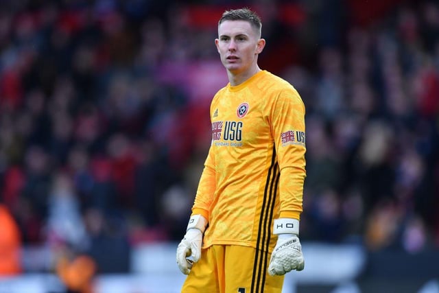 Sky Sports pundit Jamie Carragher believes Dean Henderson should return to Sheffield United this summer with David de Gea set to remain Manchester United’s first choice. (Various)