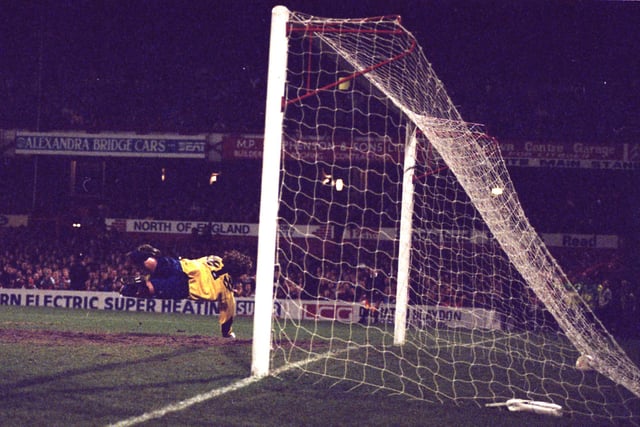 Sunderland won their FA Cup replay with Chelsea thanks to an 88th minute goal in March 1992. Were you there?