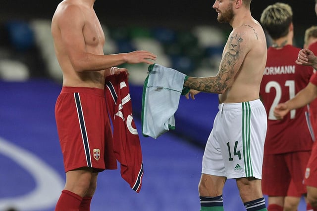 Leeds United and Northern Ireland defender Stuart Dallas has revealed that Haaland was desperate for his shirt when they met, and even sang Whites anthem ‘Marching On Together’ as they swapped. Erling is the son of former Elland Road player Alfe-Inge - and was born in the city. (Talksport)