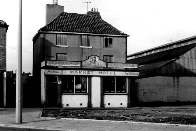 Who remembers the Market Hotel in Coronation Street? It was demolished in December 1971. Photo: Ron Lawson JP.