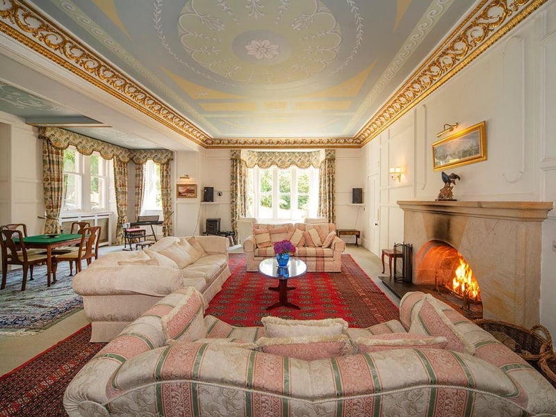 Drawing room.