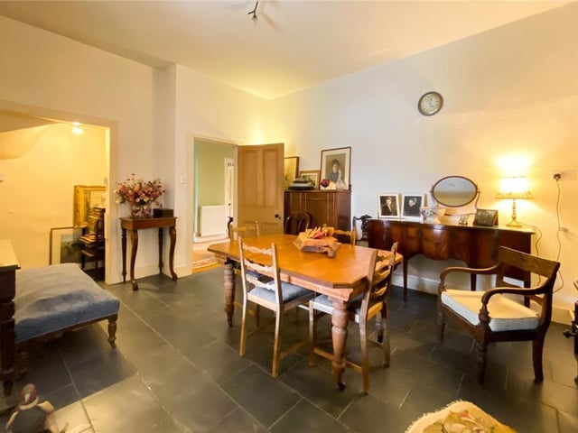 Entrance / Dining hall.