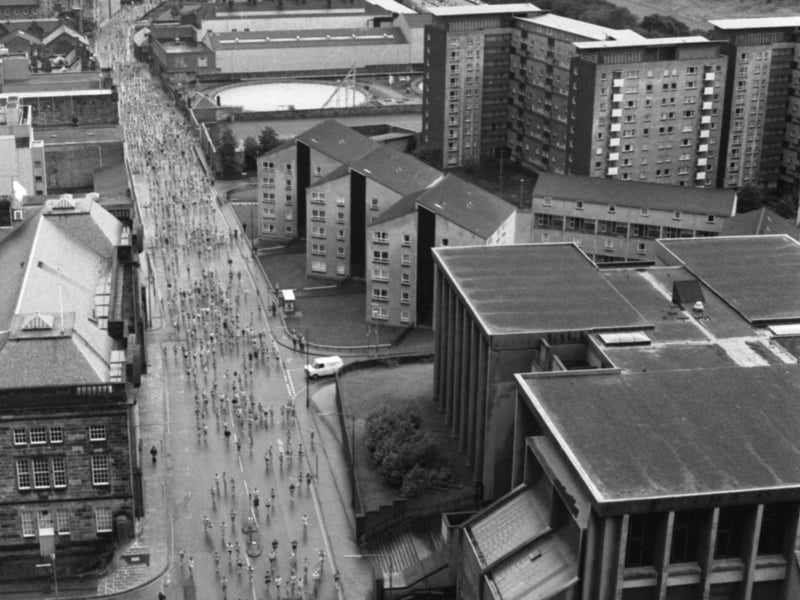 An aerial shot of runners in Holyrood Road, showing Dumbiedykes, the Park Ale Stores and gasworks. Picture taken December 1985.