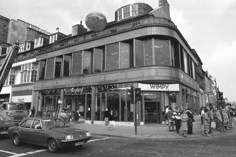A new Wimpy restaurant opened at the corner of Castle Street and Princes Street in Edinburgh, May 1984.