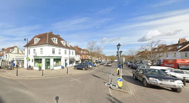Alresford is a Georgian town that is loved by the foodies and it is home to lovely independent boutiques. Muddy Stilettos has described Alresford as 'picture-perfect'.