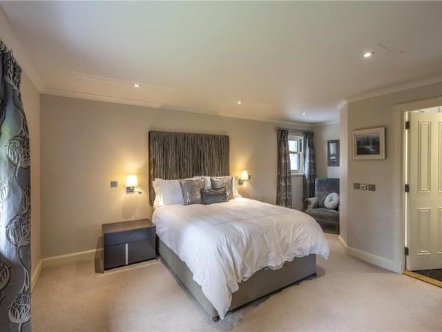 Double bedroom.