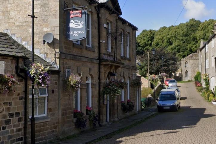 The Old Horns Inn, on Towngate, High Bradfield, is a traditional pub with beautiful views of the surrounding countryside. It has a 4.6/5 rating from 2,185 Google reviews. One customer described it as a 'wonderful country pub' serving 'fantastic food at fantastic prices'.