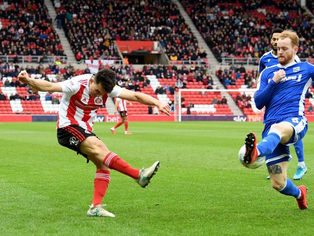 Turned easily by Clarke-Harris for the opening goal and looked well off the pace for much of the contest. Made no impression going forward. 4