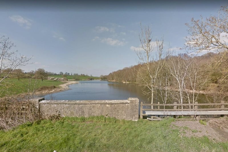 The 210-acre reservoir is home to a wildflower meadow and is also used for sailboating. The walk from Staunton Harold Reservoir Visitor Centre to Calke Abbey takes around 1 hour and 45 minutes and is suitable for wheelchair users and those pushing buggies.