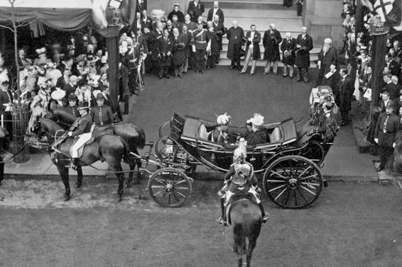 Queen Victoria arriving for the opening of Sheffield Town Hall on May 21 1897. Pic: www.picturesheffield.com Ref No: s22585