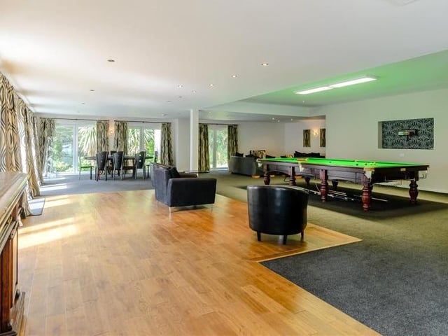 As if the bar is not enough for a good night in, how about this games room? It is a huge space that could just about accommodate any indoor activity?