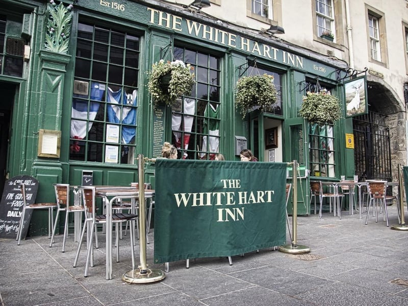 Dating back in part to 1516, the White Hart Inn in the Grassmarket is reputed to be Edinburgh’s most haunted pub. With a history linked to public executions and legends that Burke and Hare once drank there, it has attracted reports of ghostly figures, unexplained noises, flying plates, mysteriously operating beer taps and even a pair of spectral legs in the cellar.