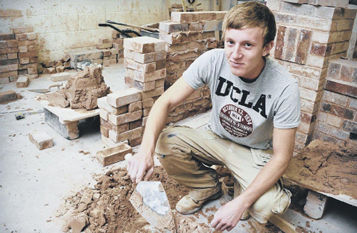 Who can you spot in these tradespeople pictures?