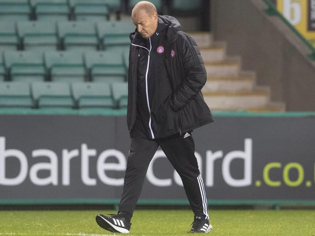 Neil McCann has leapt to the defence of Brian Rice following questioning on BBC. The Hamilton Accies boss was asked about his future following the embarrassing defeat to Anna Athletic in the Betfred Cup during the week. McCann called the questioning “disrespectful”. (BBC)