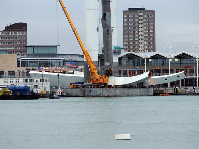 The sails of the Spinnaker Tower taking shape at Gunwharf Quays. PICTURE:STEVE REID(04091-93)