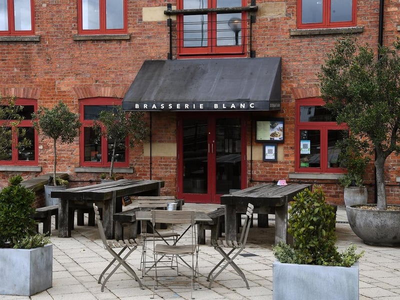 Brasserie Blanc has amassed more than 1,700 Google reviews, with diners highlighting its steak frites, soufflés and relaxed French dining experience. 📍4, Victoria Mill The Embankment, Sovereign St, Leeds LS1 4BJ 