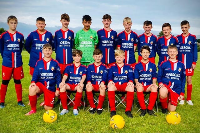 Bolsover Town U14's celebrated a new kit sponsor deal this week.