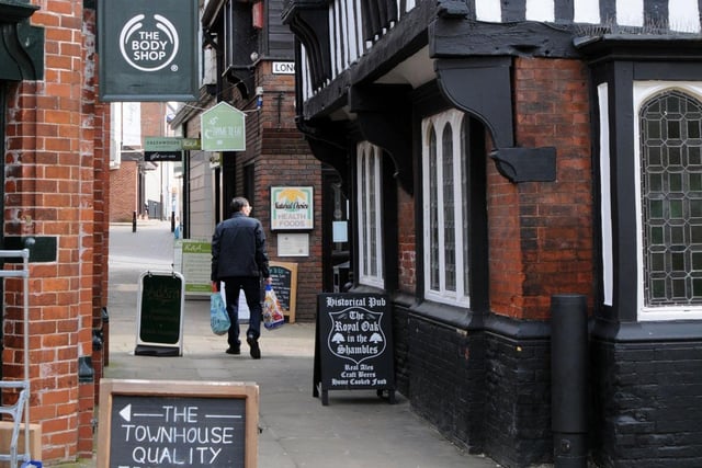 The pub in The Shambles is Chesterfield's oldest pub and serves home-cooked food.